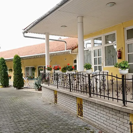 Apartment Stop *