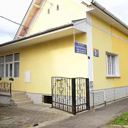 Apartment Stop Buk